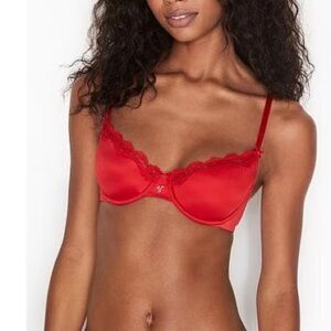 Victoria’s Secret Unlined Bra